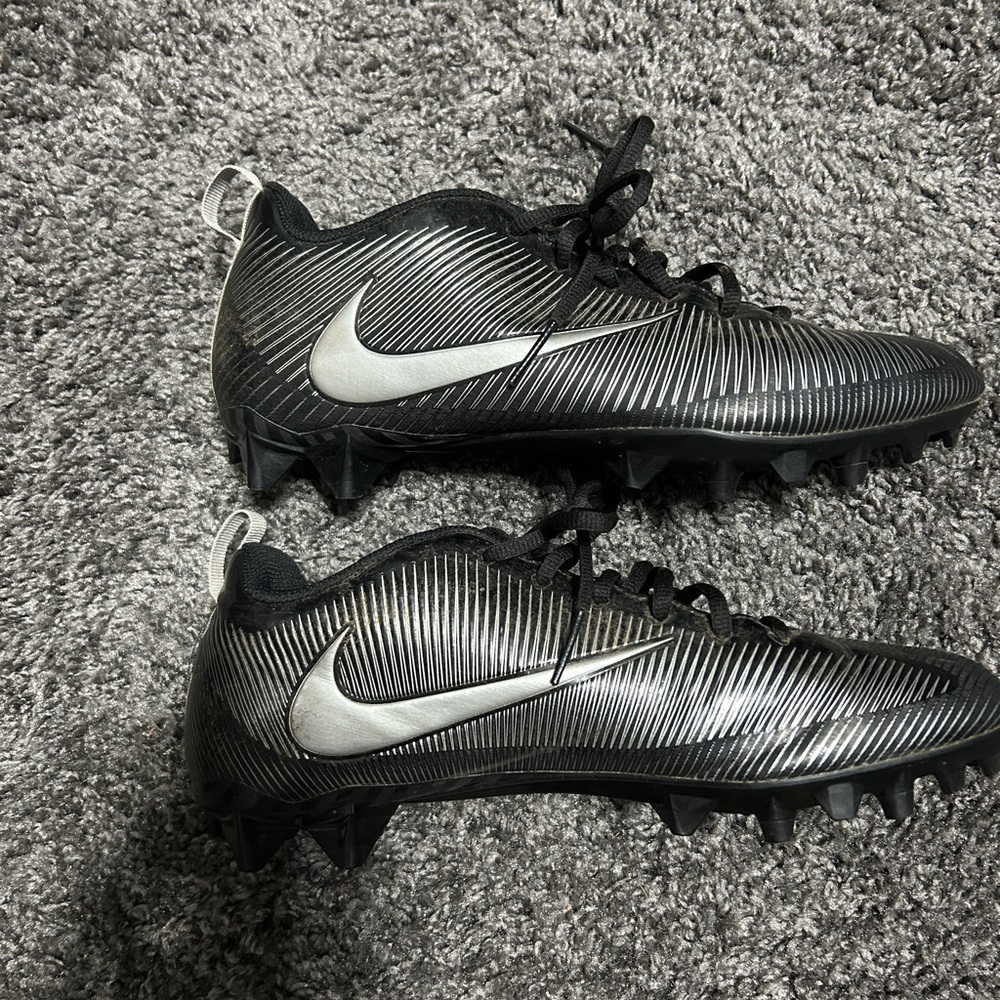 Nike Untouchable Pro Cleats